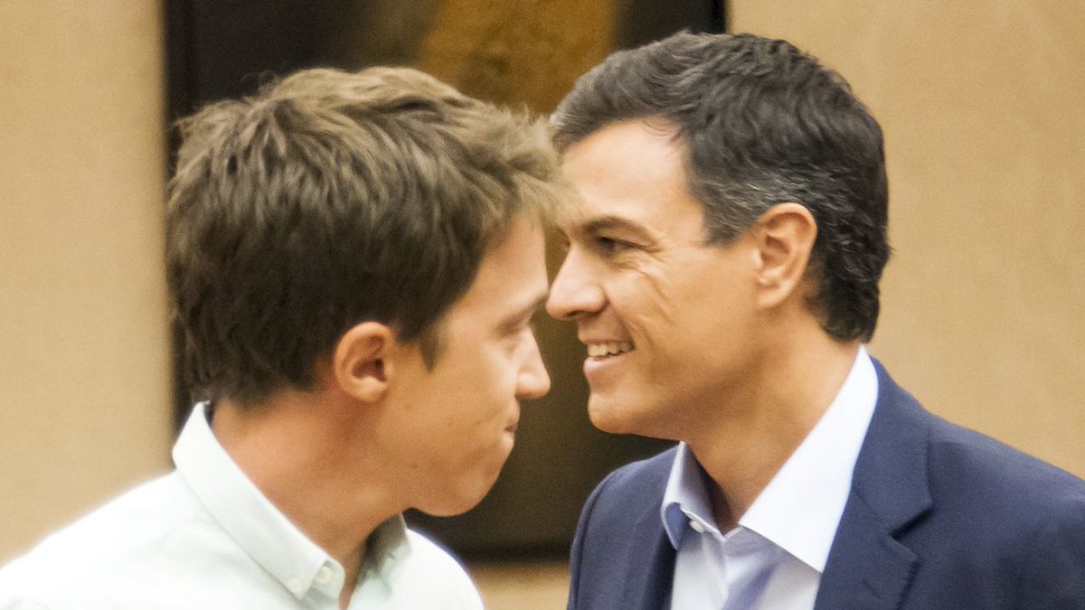 Sigamos con el debate. ¿Os sorprendió el doble discurso de Errejón? ¿Decirse "feminista" y ser bastante machista? A mí, mucho no me sorprende. Se decía "progresista" y su gobierno masacra migrantes en Melilla. Se decía "feminista" y las mujeres precarias y migrantes siguen siendo