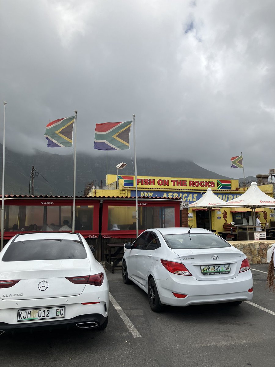 CodsMpilo's tweet photo. Went out to get the best fish in the Cape @ #fishontherocks โฆ., https://t.co/HgwRiSl2mU