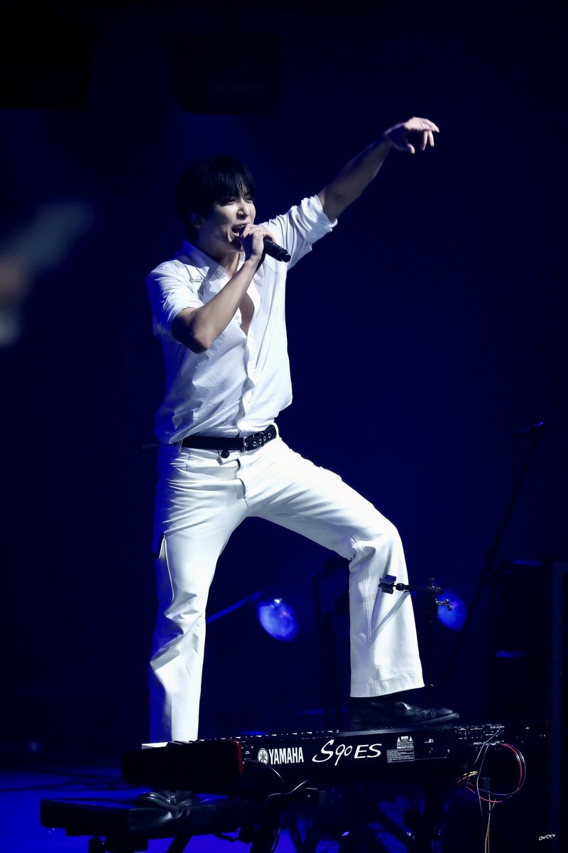Nowor_Never_'s tweet photo. 20241026 ✦Macau✦
🎤🎸🎹@JYHeffect 

#정용화 #JUNGYONGHWA 
#CNBLUE #씨엔블루 #VOYAGE_into_X https://t.co/fOxJRVNMyU