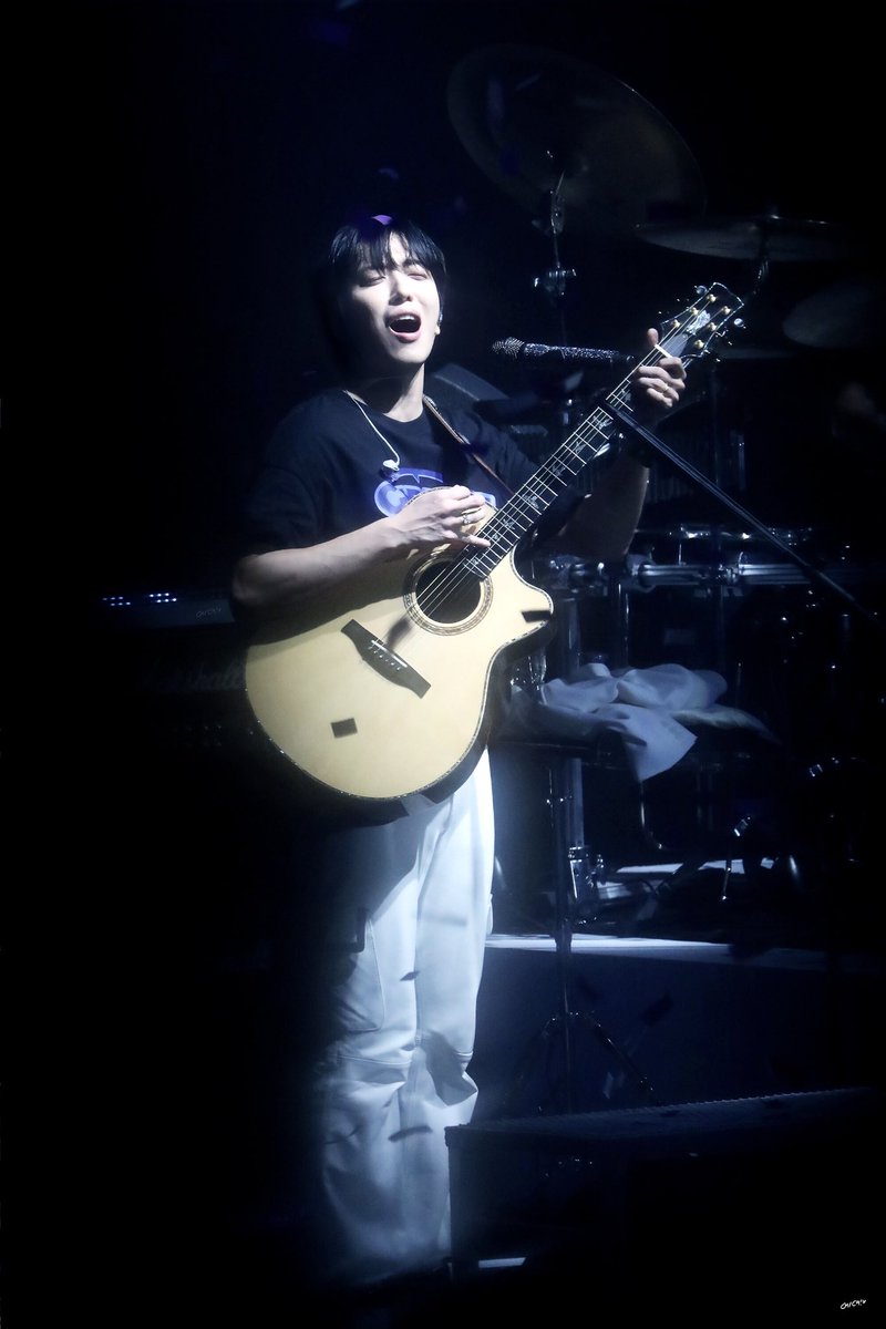 Nowor_Never_'s tweet photo. 20241026 ✦Macau✦
🎤🎸🎹@JYHeffect 

#정용화 #JUNGYONGHWA 
#CNBLUE #씨엔블루 #VOYAGE_into_X https://t.co/fOxJRVNMyU