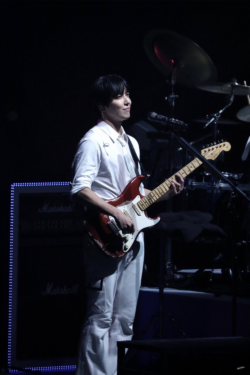 Nowor_Never_'s tweet photo. 20241026 ✦Macau✦
🎤🎸🎹@JYHeffect 

#정용화 #JUNGYONGHWA 
#CNBLUE #씨엔블루 #VOYAGE_into_X https://t.co/fOxJRVNMyU