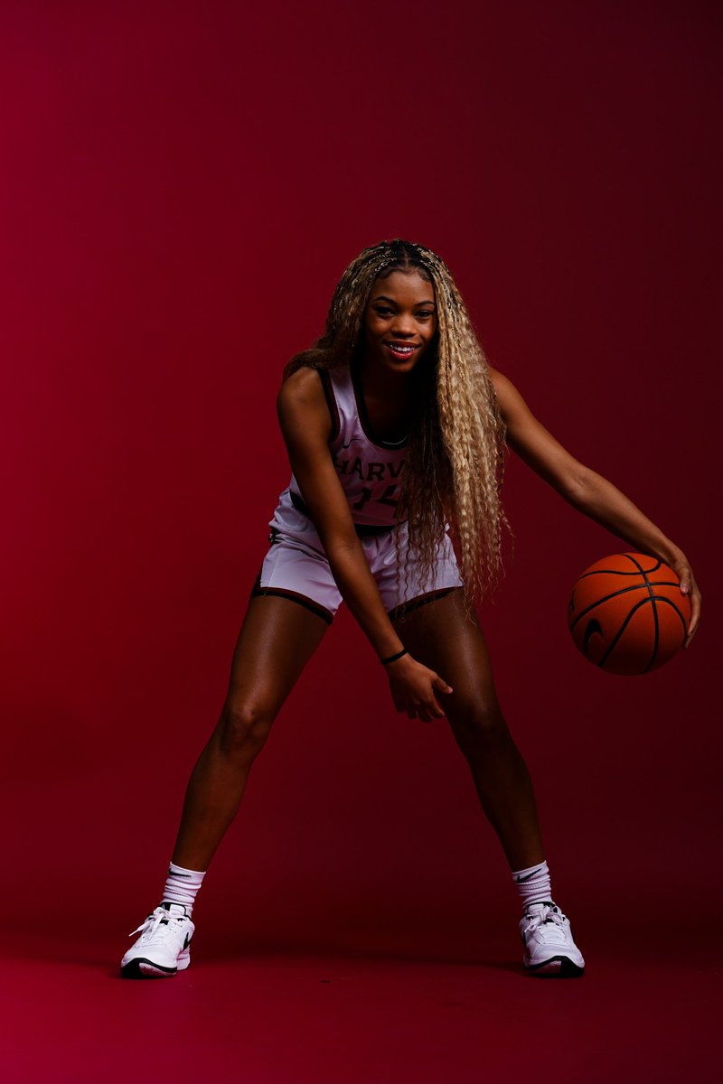 harmoniiturner's tweet image. November 4th, you ready for me? 😈no pressure tho✝️ #harvardwbb #believeit #nopressure #14
