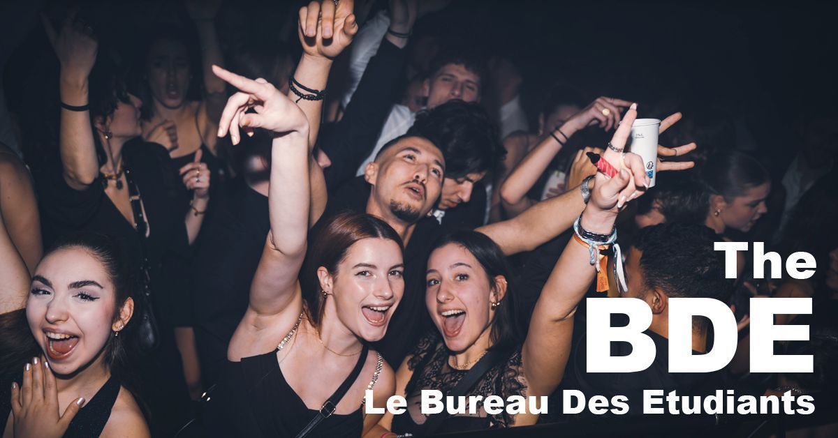 FAnsieau's tweet photo. #TeamLille 🕺 , rejoins ton BDE et participe à la vie étudiante la plus dynamique du Nord ! https://t.co/VFijdPZYNQ  #BDE #LilleMaVille #étudiant #AlternanceLille https://t.co/EL53BcUv7N