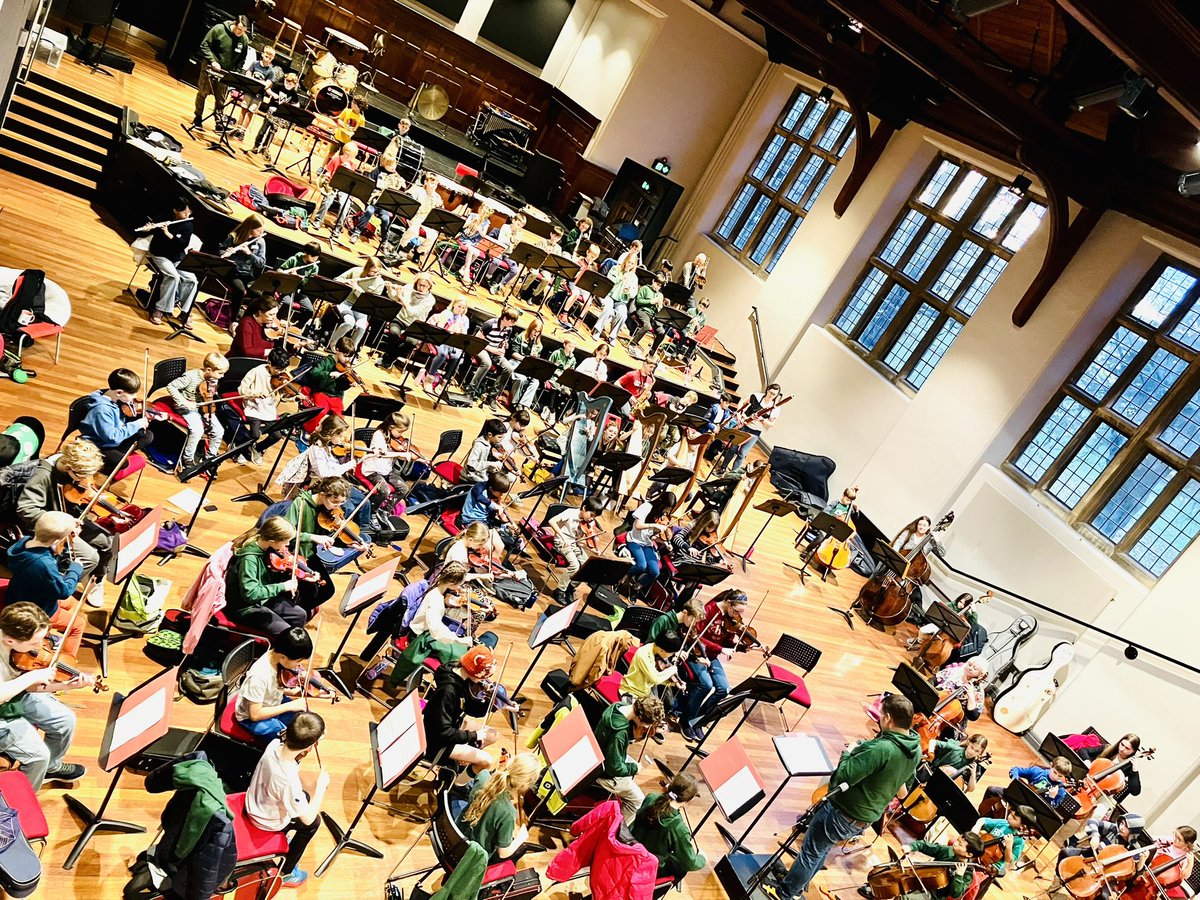 ESO Youth (@youtheso) on Twitter photo Welcome to our Beginners musicians for this autumn half-term two-day course 🎶
They’ve all done really well today 😊
<a href="/EnglishSymphony/">English Symphony Orchestra</a> <a href="/BromsEvents/">BromsSchool Events</a> #orchestra #children Welcome to our Beginners musicians for this autumn half-term two-day course 🎶
They’ve all done really well today 😊
<a href="/EnglishSymphony/">English Symphony Orchestra</a> <a href="/BromsEvents/">BromsSchool Events</a> #orchestra #children