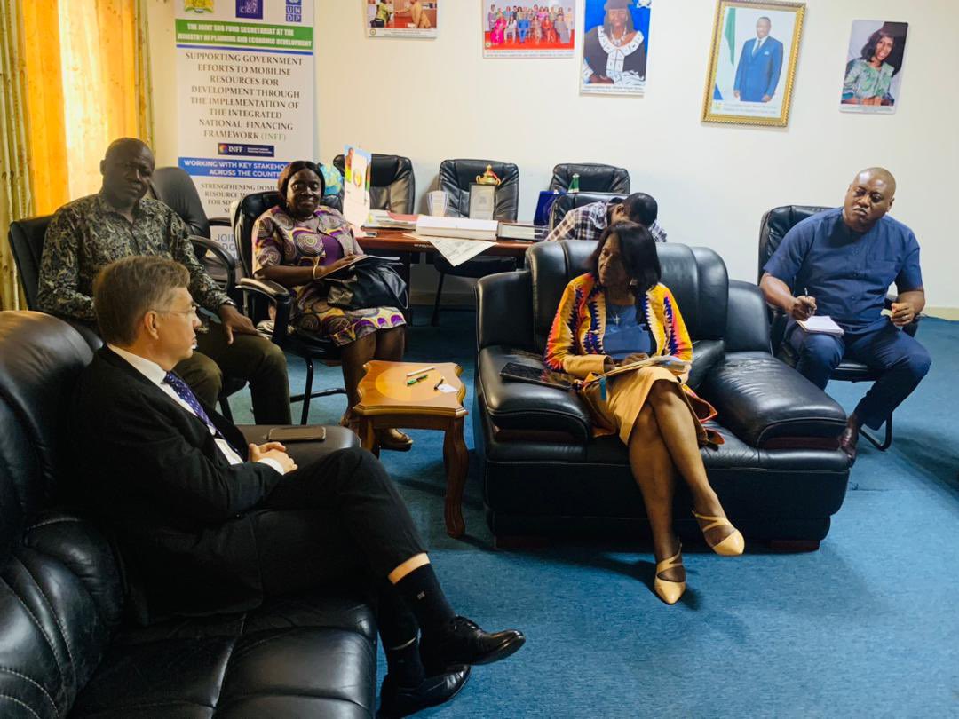 Ambrose James (@ambrosejames12) on Twitter photo Today we welcomed the new EU🇪🇺 Ambassador and Head of Delegation to Sierra Leone, H.E Jacek Jankowski. We discussed mutual issues of GoSL 🇸🇱- EU🇪🇺 development cooperation, and Sierra Leone’s outstanding leadership at security council. <a href="/JJankowskiEU/">JacekJankowskiEU</a> <a href="/EUinSierraLeone/">EU in Sierra Leone</a> @moped2024 Today we welcomed the new EU🇪🇺 Ambassador and Head of Delegation to Sierra Leone, H.E Jacek Jankowski. We discussed mutual issues of GoSL 🇸🇱- EU🇪🇺 development cooperation, and Sierra Leone’s outstanding leadership at security council. <a href="/JJankowskiEU/">JacekJankowskiEU</a> <a href="/EUinSierraLeone/">EU in Sierra Leone</a> @moped2024