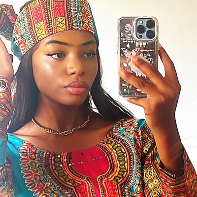 codewithlua's tweet image. #NewProfilePic