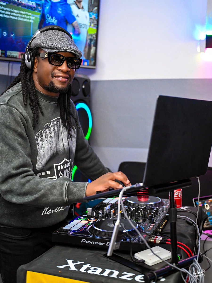 Dj Flevah ZiFM (@flevah) on Twitter photo Too many of you can’t move in silence because you want applause from people you shouldn’t even care about. #lessons <a href="/ZiJudgementYard/">ZiJudgementYard ZiFM</a> Too many of you can’t move in silence because you want applause from people you shouldn’t even care about. #lessons <a href="/ZiJudgementYard/">ZiJudgementYard ZiFM</a>