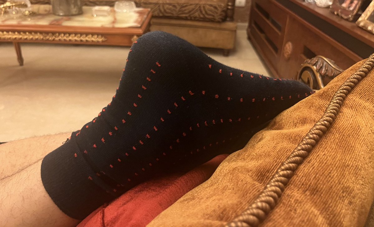 shoesize_46's tweet photo. Hot socks and feet 👣

#Gay #GayFeet #GaySocks #Feet #FeetFetish https://t.co/JYB5PQuEsN