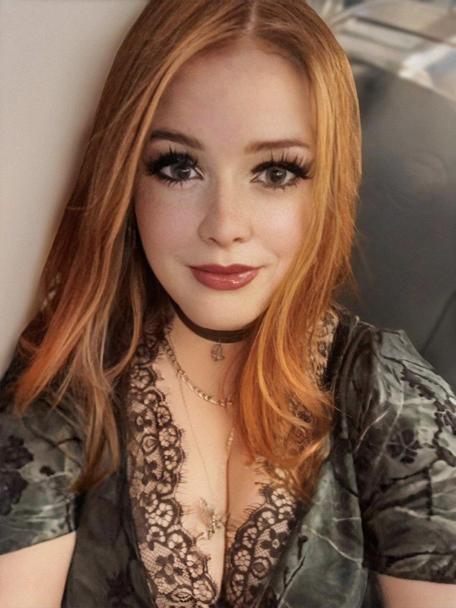 sarah 🕸♡ tweet media