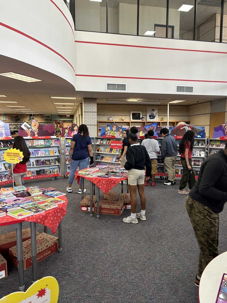 LibraryODMS's tweet image. #Scholastic Book Fair is still open at ODMS Library! We will be here until Thursday, October 31st. See You Soon! @ODMSMustangs @Alief_Libraries
