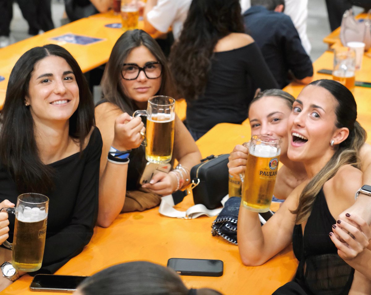 d'octubre 🍂🍷🌜