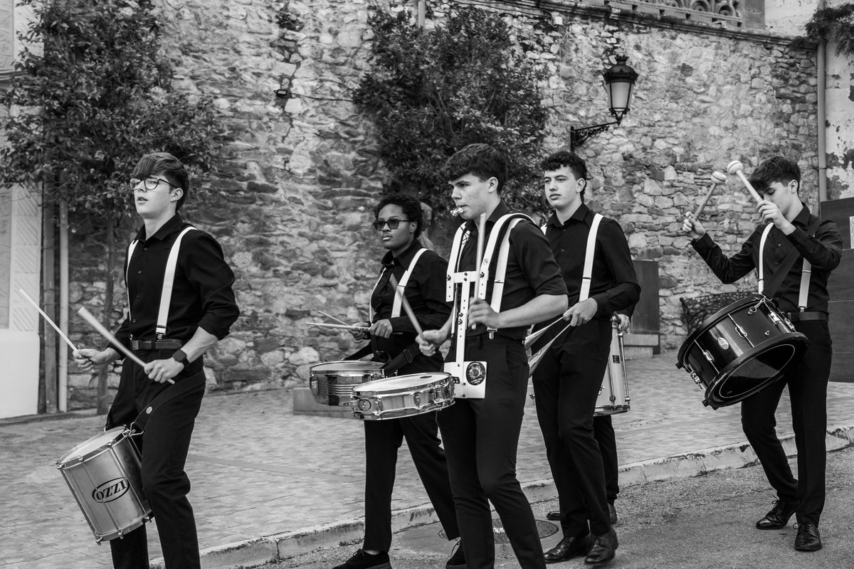 ULTRASONSalcora's tweet photo. Darrer cap de setmana #ULTRASONS24 carregat d'emocions!

📸 Pi Photography27 ens ha acompanyat amb els residents de CeramicRes a @escalcora, @miralles, Jove Dixieland Band, XQS i Carlos Medina

Un plaer celebrar els #15AnysUltrasònics junts! 🎶

#ULTRASONS24 #MúsiquesEnVibració https://t.co/H1ASEWpwnD