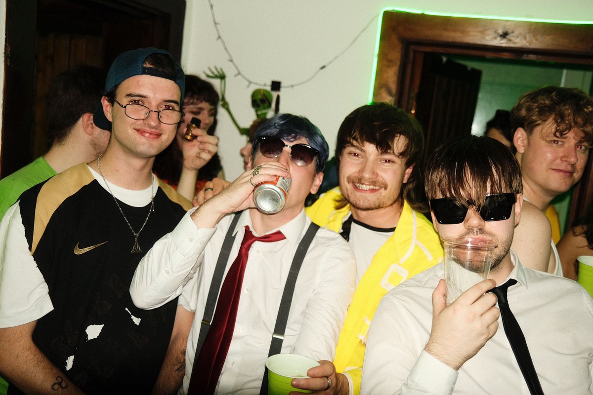 mike threw a party and it was the same but it was brat so it wasn't

📸: <a href="/jacobswetmore/">Jacob</a>