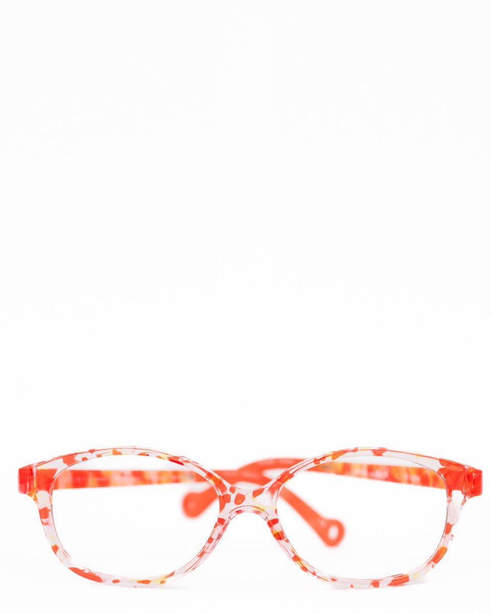 Marx_Optical's tweet image. Say goodbye to the hassle of finding durable glasses for your kids! Demi and Dash offer a perfect blend of style and sturdiness. For only $195, you get both the frame and lenses! Your kids will love them, and so will you! #DemiAndDash #StylishKids
#marx #marxoptical