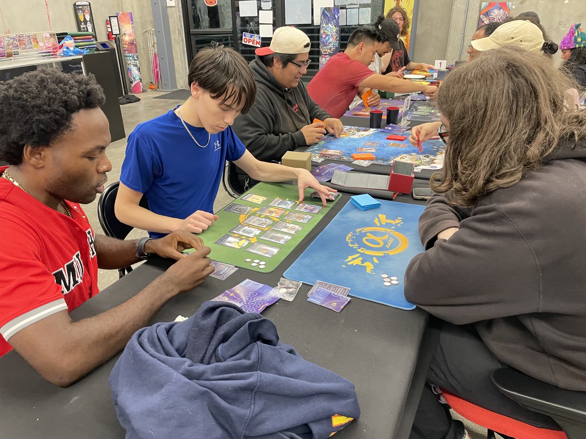 FiveMicsTCG's tweet photo. Last week, we partnered with Crossing Collectibles to host our FIRST Five Mics Game Night, and it was a SUCCESS!! ๐
Every single person that showed up came do ONE thing: PLAY FIVE MICS. And that they did. For over 2hrs straight!
#fivemicstcg #losangeles #tradingcardgames https://t.co/gTsWgSrPeS