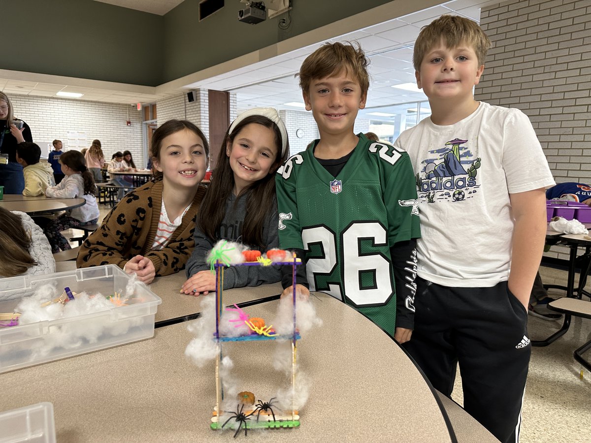 #GrowWithGrafflin 3rd-graders follow the Chappaqua Design Process during a STEAM haunted house challenge--Design a two-story haunted house that is strong enough to support a small pumpkin figurine. #WeAreChappaqua