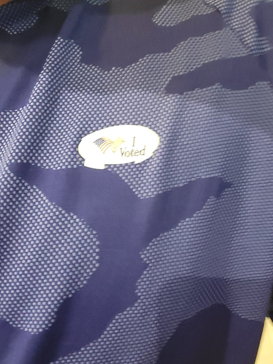 Made me a half hour late to the gym. Worth it #IVoted
