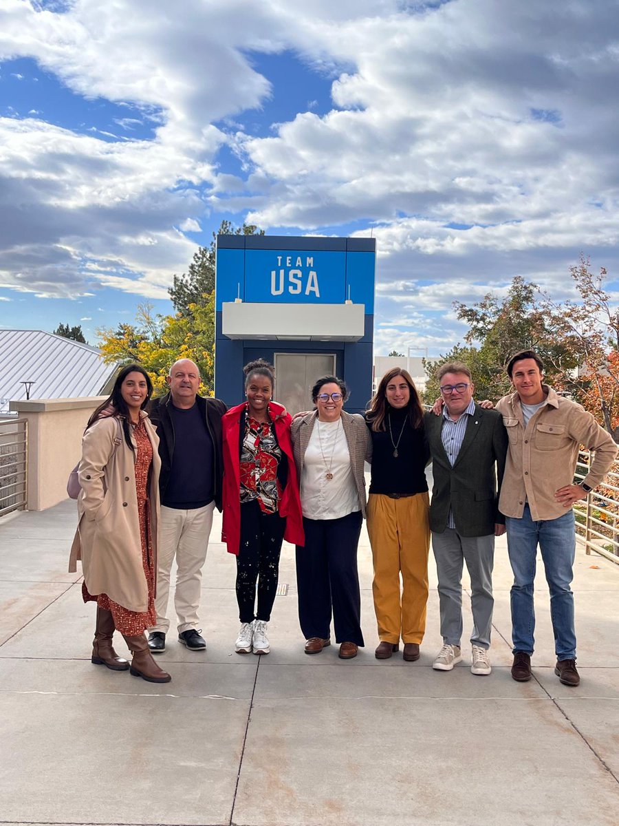 laiamb4's tweet photo. We visited Washington, New Orleans, Colorado Springs, Portland and New York with @StateIVLP @USConsulateBCN https://t.co/Il8u4Phx6c