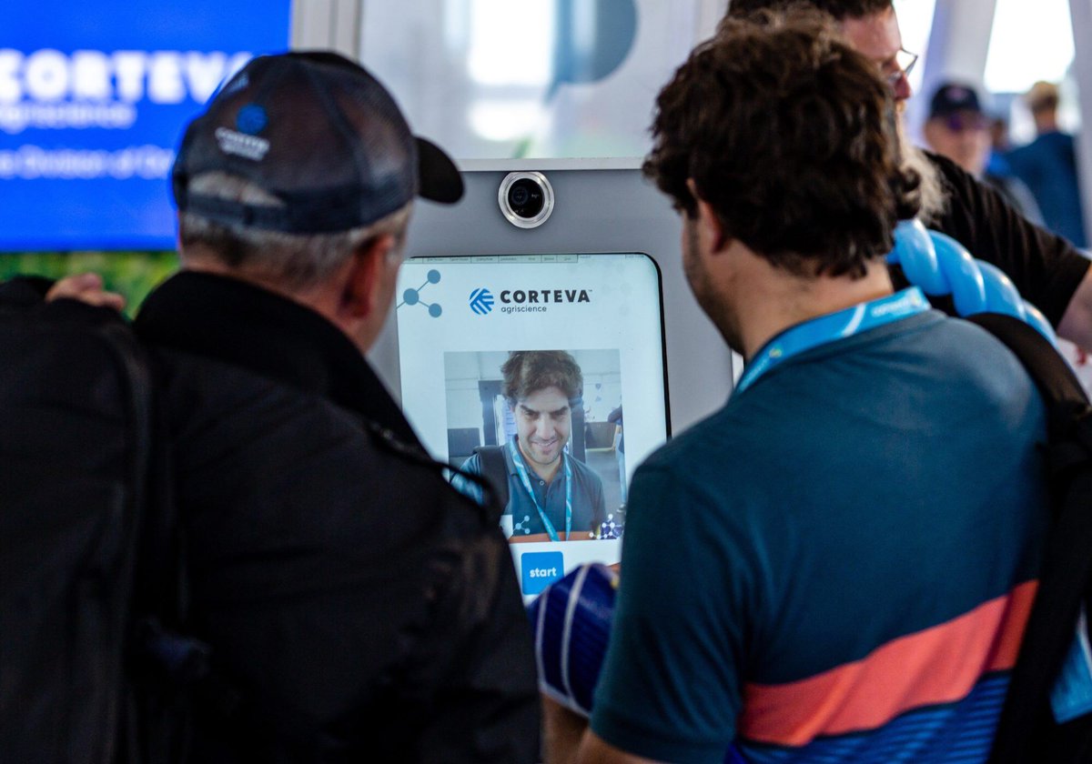 Hamilton_Ex's tweet image. Do you use interactive displays in your exhibits? 📺 Leveraging real-time data from these displays can help you create more personalized experiences for attendees. Learn how in this blog post. hubs.ly/Q02SpXjg0

#EventMeasurement #EventMarketing