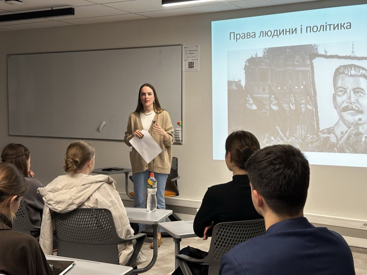 Proud to share that Oleksandra Matviichuk, Nobel Peace Prize laureate, is teaching human rights at Kyiv School of Economics 

This is how a modern university should look - where real-world changemakers shape future leaders. Together, we're learning and building tomorrow. Even at