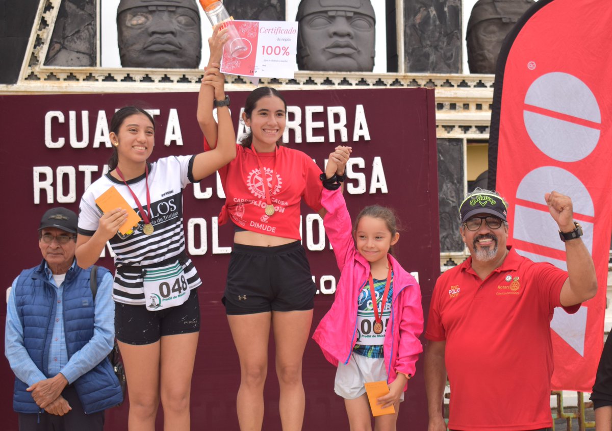 #Premación de la IV Carrera del Rotario realizada este domingo en el malecón costero. Felicidades al Club Rotario Coatzacoalcos por el éxito del evento. #SotaventoCopatrocinador