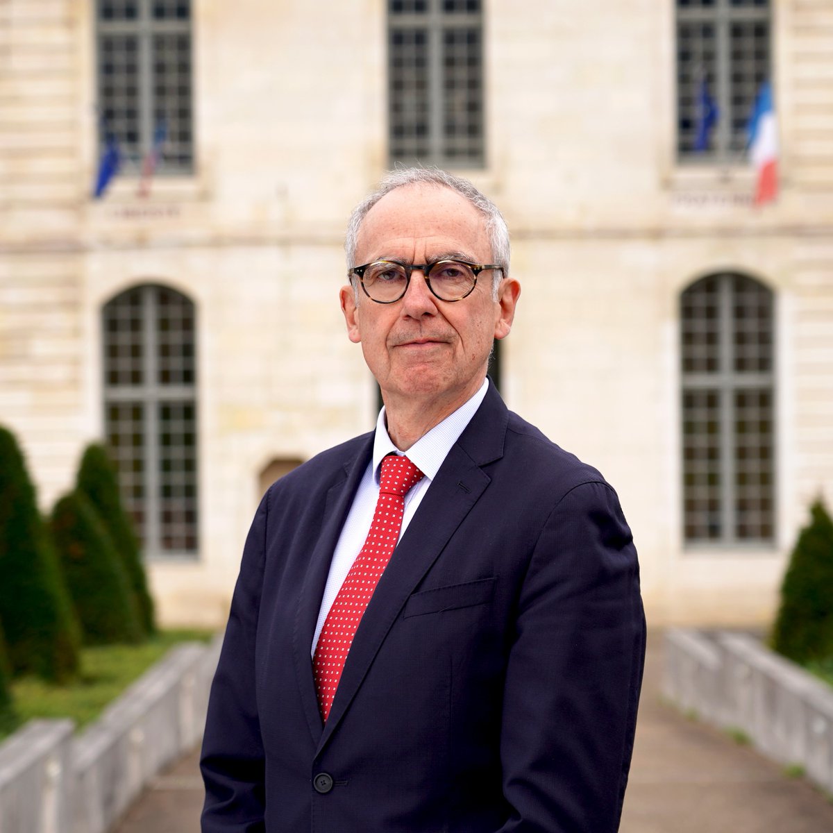 Académie de Poitiers (@acpoitiers) on Twitter photo L'<a href="/acpoitiers/">Académie de Poitiers</a> accueille Frédéric Perissat, son nouveau recteur
➡️ac-poitiers.fr/frederic-peris… L'<a href="/acpoitiers/">Académie de Poitiers</a> accueille Frédéric Perissat, son nouveau recteur
➡️ac-poitiers.fr/frederic-peris…