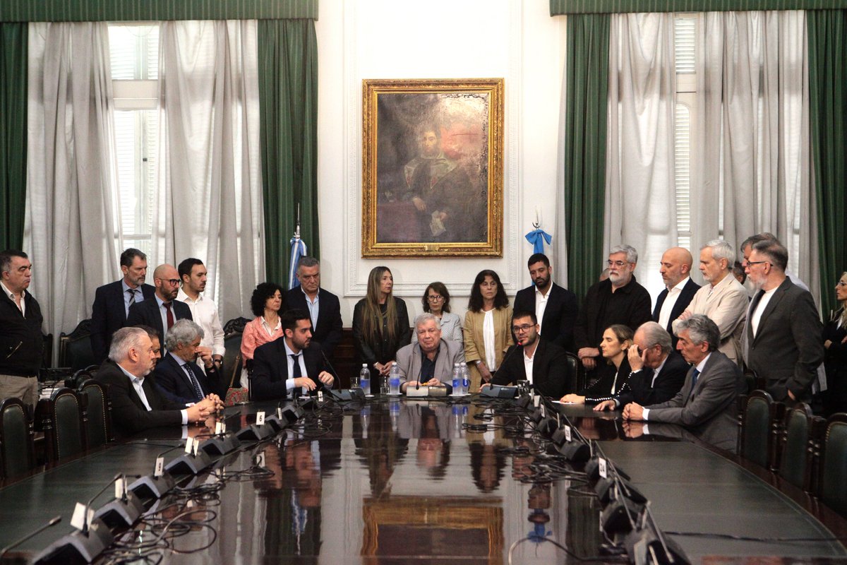 La UBA brindó una conferencia de prensa en la que se exhibieron las últimas auditorías presentadas ante los organismos contemplados por la ley vigente.