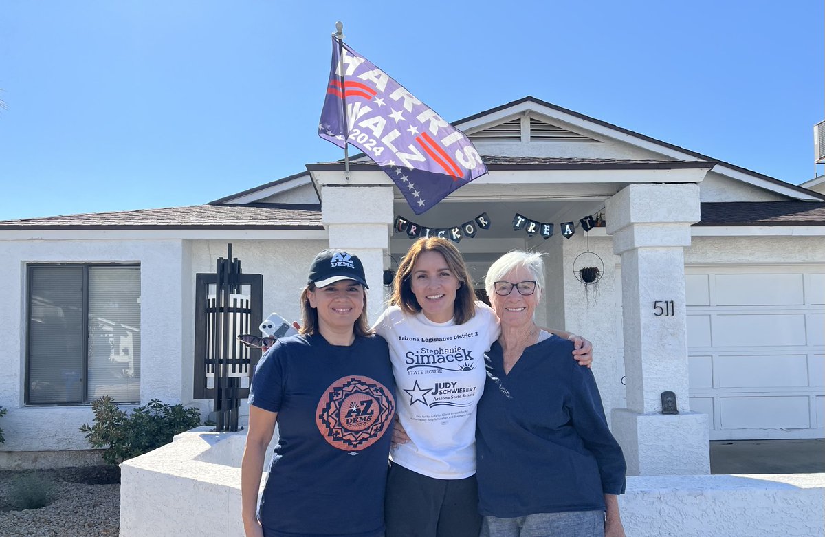 yolitorosentado's tweet image. North Phoenix is Harris-Walz country! 🇺🇸