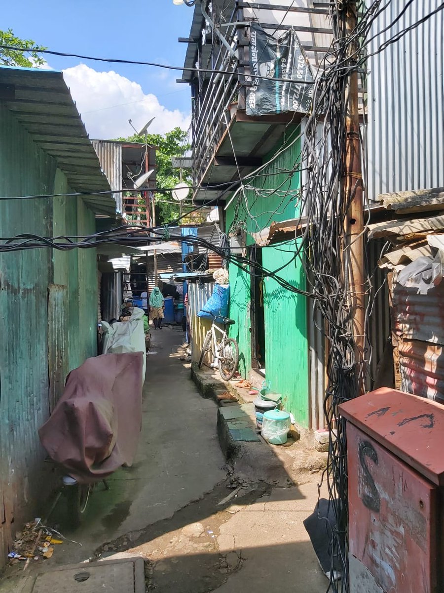 ajbailey24's tweet photo. Such an amazing week in Pune, Manipal, & Bengaluru with field visit, workshop, conference, new collaborations, meeting new phds, inspiring discussions on #WASH #Transport #DiGiTALhealth #ageing #youth #lifecourse #qualitativemethods https://t.co/Jl3PEswcBC