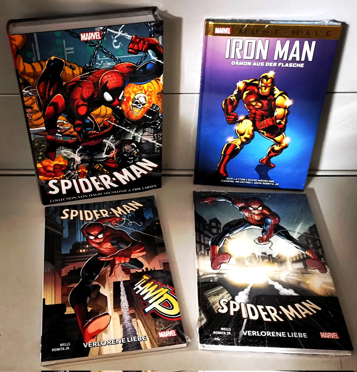 PresseComicShop's tweet photo. Die Marvel Comic Neuheiten vom @PaniniVerlag sind eingetroffen und bei uns online https://t.co/Ubh7fECr2E , sowie in unseren Geschäften Chemnitz Paul-Bertz-Str. 20 und Zwickau Magazinstr. 13-15 (ab Di) verfügbar. 😃

#comic #spiderman #ironman #marvelmusthave #pressecomicshop https://t.co/YVXthuWuxS