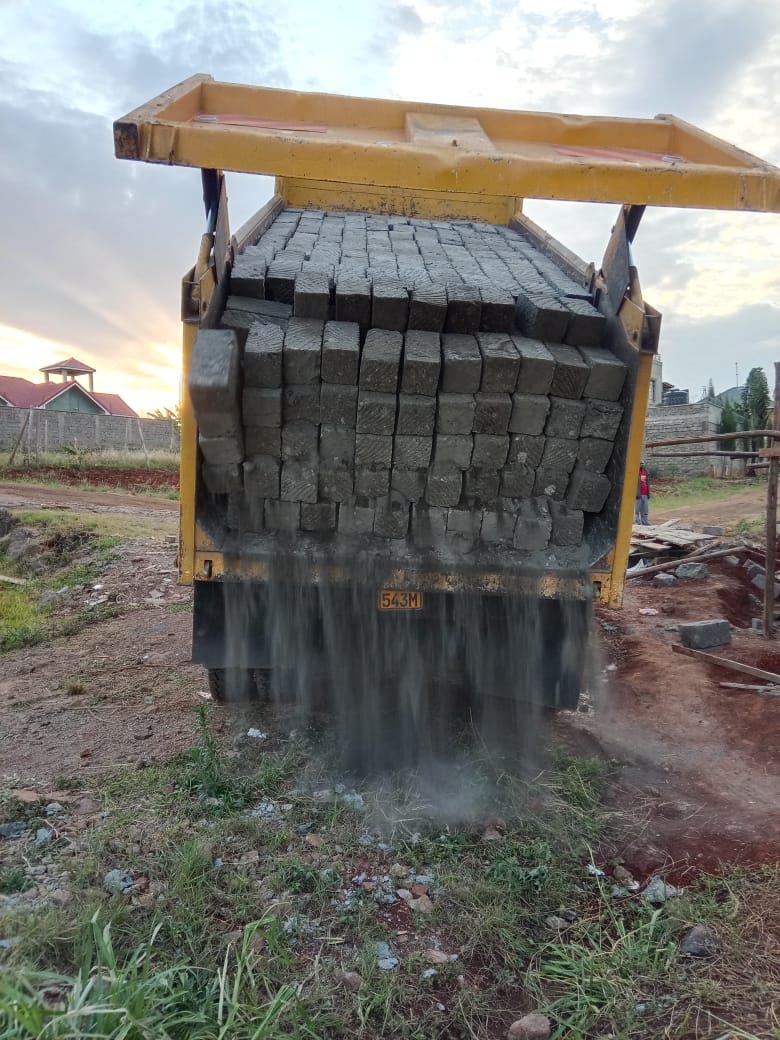 CPMMwangi's tweet photo. Site delivery by @KurumaDerrick
Engage him for sand or stones supply around the metropolitan. https://t.co/Sqa6rS4RCj