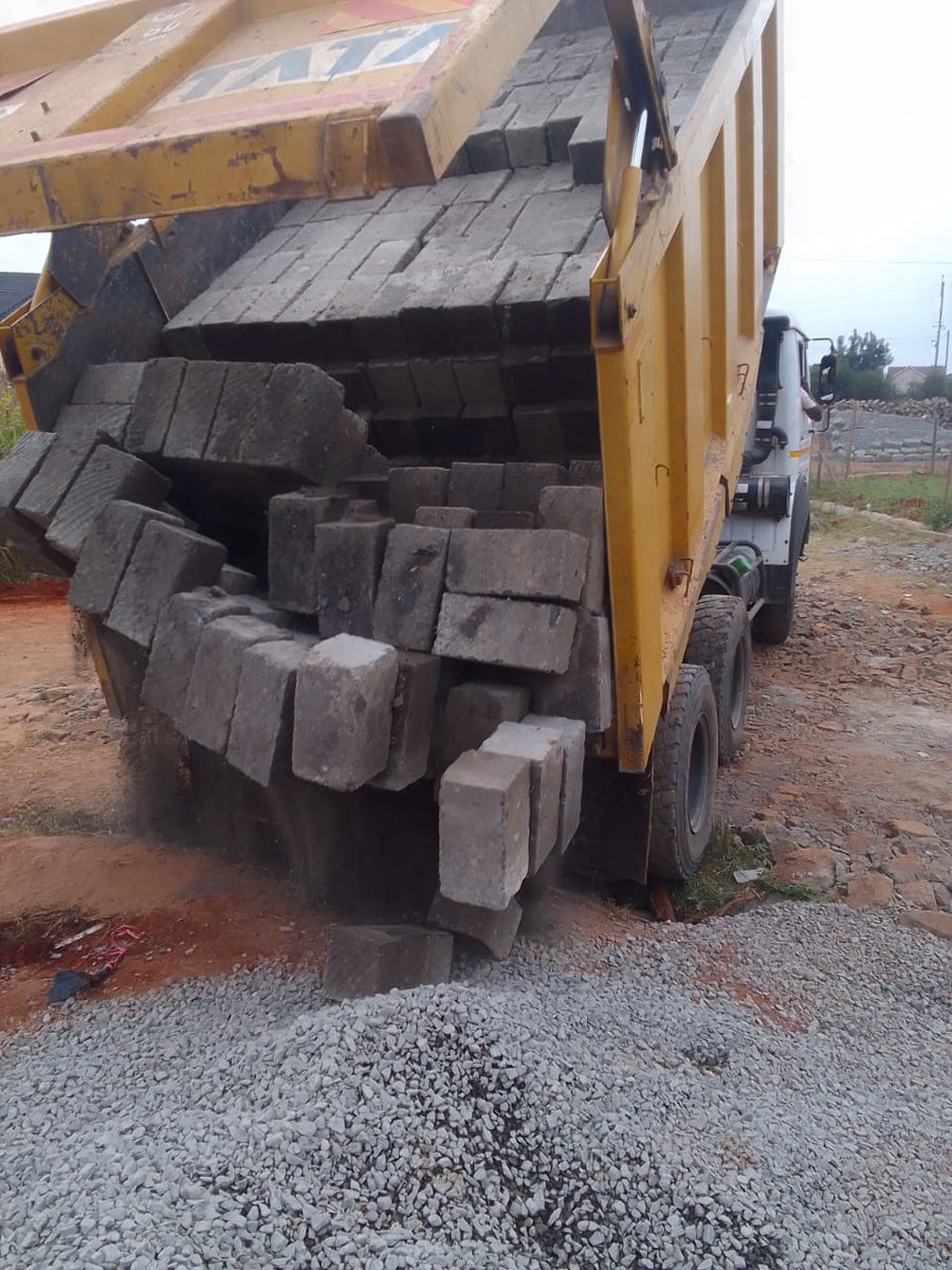 CPMMwangi's tweet photo. Site delivery by @KurumaDerrick
Engage him for sand or stones supply around the metropolitan. https://t.co/Sqa6rS4RCj