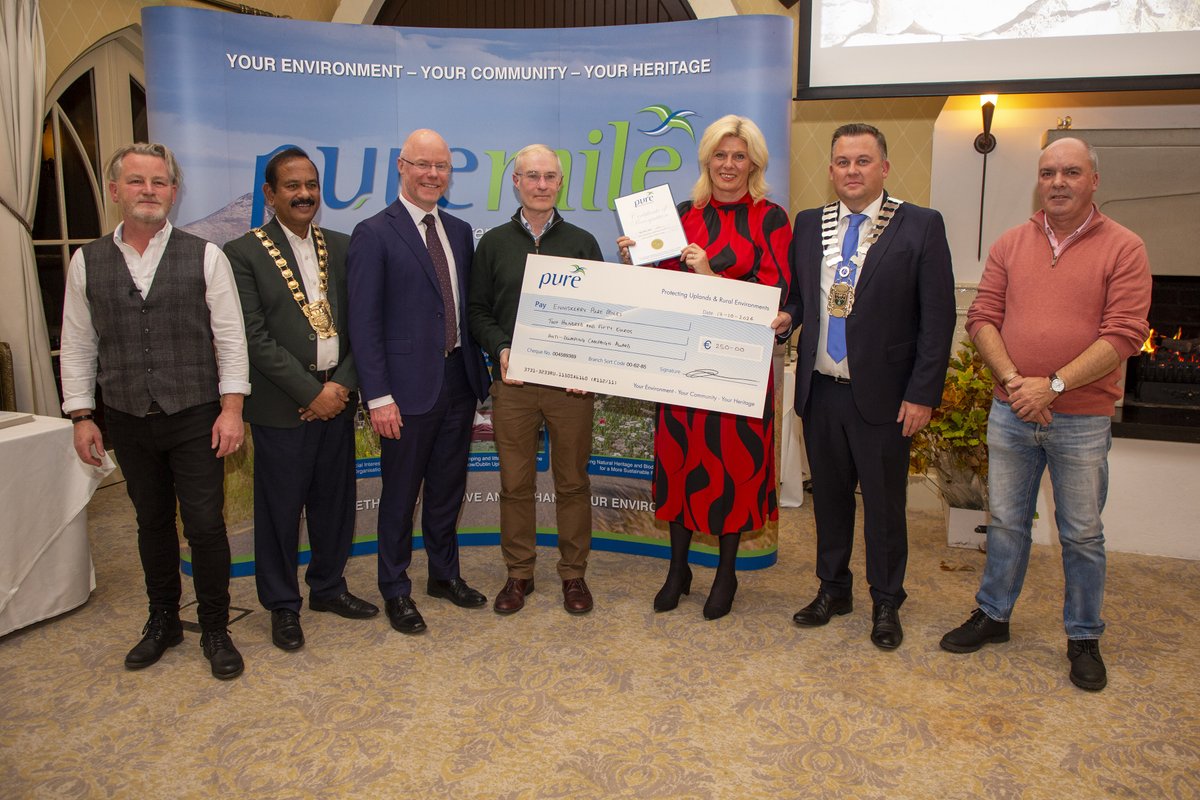 Fantastic work by all of the Enniskerry Pure Mile Volunteers (Ballybrew, Curtlestown, Kilmolin, Kilgarron, Barnamire), and well done on receiving a Certificate of Recognition at the 2024 Pure Mile Awards for Anti-Dumping @Dept_ECC @DonnellyStephen <a href="/sdublincoco/">SDCC</a> <a href="/MelanieBrayWest/">Cllr. Melanie Corrigan</a>