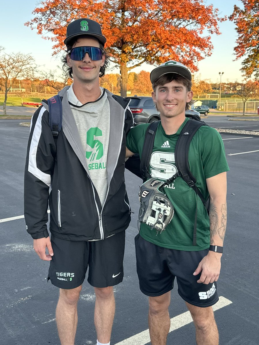 Rochester Cougars (@cougars_elite) on Twitter photo Nothing better then friends catching up during a little fall ball action. <a href="/t2cerame/">Tyler Cerame</a> <a href="/Zrallen2022/">Zachary Allen</a> keep grinding my dudes. Nothing better then friends catching up during a little fall ball action. <a href="/t2cerame/">Tyler Cerame</a> <a href="/Zrallen2022/">Zachary Allen</a> keep grinding my dudes.