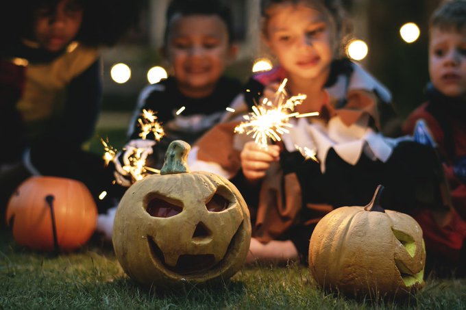 Halloween is a great time for children and adults to express creativity. Do you and your family enjoy the holiday? Why or why not? #ShareWithSENG