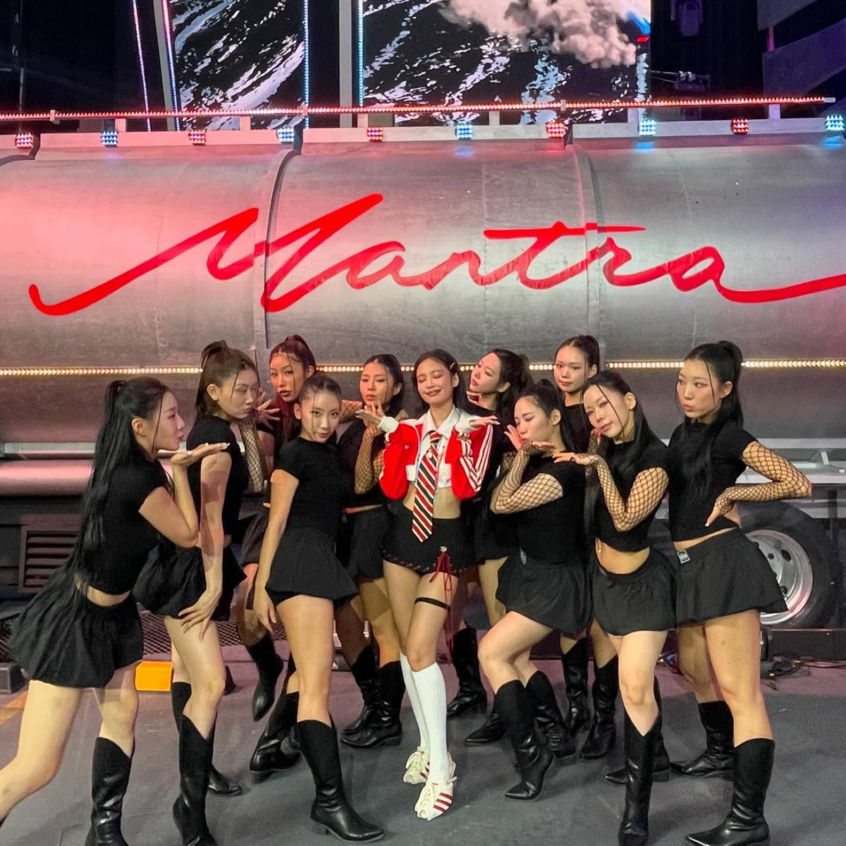 rubyqjenni's tweet image. ͏