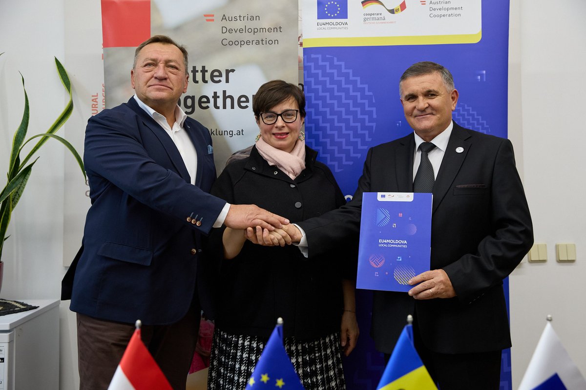 ADC in Moldova (@adcinmoldova) on Twitter photo #Betterlives & #betterfuture for students of Moldova: On 17 October <a href="/AustrianDev/">AustrianDev</a> signed Cooperation Agreements with 3 VET schools (in Bratuseni, Cupcini and Leova) within the project #EU4Moldova: #LocalCommunities to renovate dormitories and sanitary blocks in the schools. #Betterlives & #betterfuture for students of Moldova: On 17 October <a href="/AustrianDev/">AustrianDev</a> signed Cooperation Agreements with 3 VET schools (in Bratuseni, Cupcini and Leova) within the project #EU4Moldova: #LocalCommunities to renovate dormitories and sanitary blocks in the schools.