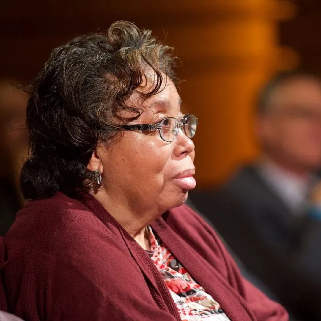 Thelma Mothershed Wair, one of the nine Black students who integrated a high school in Little Rock while white segregationists yelled threats, passed away yesterday.

Rest in power, Thelma 🕊️