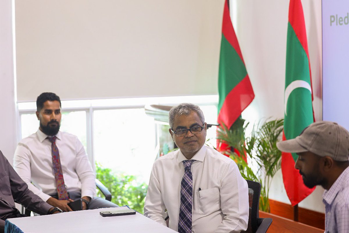 5 މިލިއަން ގަސް ޕްރޮޖެކްޓުގެ ދަށުން ގަސް އިންދުމުގެ ހަރަކާތުގައި އެސްޑީ އެމް އިން ބައިވެރިވެ، 750000 ( ހަތްލައްކަ ފަންސާސްހާސް) ގަސް އިންދުމުގެ ޕްލެޖްގައި ސޮއިކުރުން 

#5MillionTreeMv
#GenerationRestoration
#MageySaafuRaajje