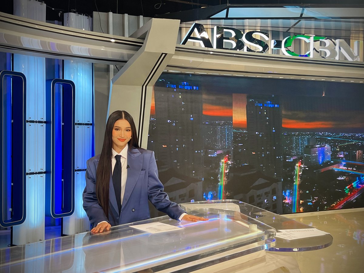 BINI_ph's tweet photo. #BINI : BINI leader sa umaga, #TVPexpress guess presenter sa hapon, @tvpatrol #StarPatroller sa gabi. Our Master Jho is out here mastering it all!🥹👏🏻 https://t.co/85ApOyAer9