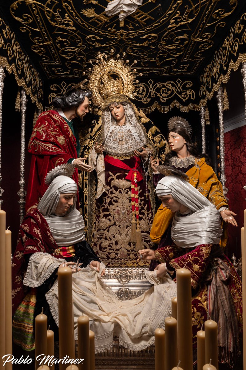 cuartarevirada's tweet photo. Si hemos descubierto este fin de semana que uno de los mejores misterios de Andalucía va bajo palio en Jerez, se dice y no pasa nada.

📷 @PMFotoscofrades https://t.co/PR5SpkdfxB