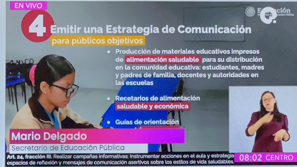 SBarquera's tweet photo. México 🇲🇽 lleva años tratando de echar fuera de escuelas 🏫 #refrescos, #comidachatarra 🍫🍔 y su publicidad 📺, por los graves efectos a la salud que ocasionan🌡️💔☠️🥵

Hoy la presidenta y el secretario de SEP anunciaron que con las nueva Ley de Educación 📚 se obliga a eliminar productos malsanos y se sanciona su incumplimiento, para beneficio de nuestras infancias 👶🌟
¡Bravo! 🎉👏🛑