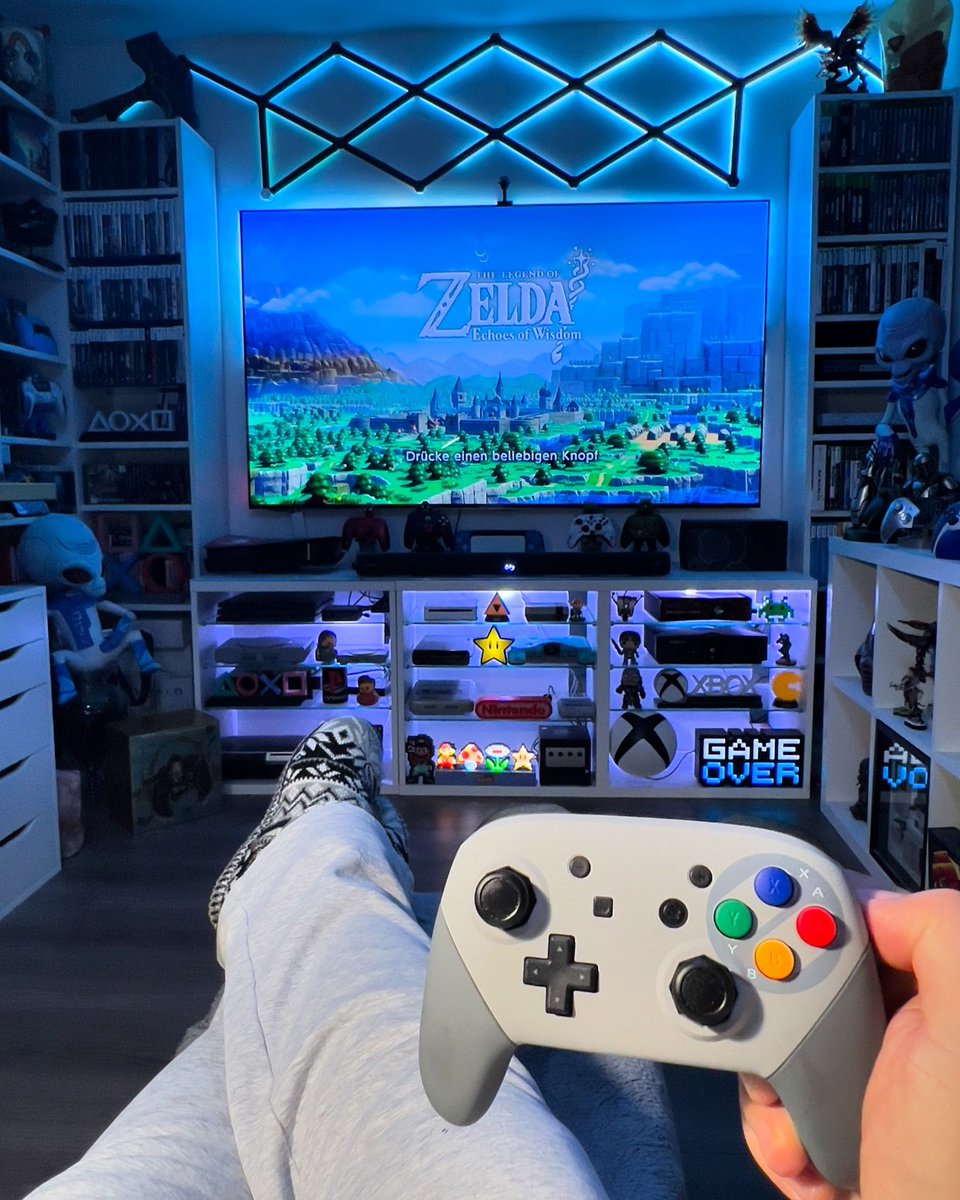 ExtremeRate's tweet photo. 🧝 The best way to dive into playing Zelda. Do you agree? ⚔️

🛒 | Keywords: SFC SNES Classic EU Style #linkinbio

📸 | @sparda1981
.
.
#zelda #pokemon #mario #cozy #cozygames #CozyVibes #switchgaming #nintendo #nintendoswitch #switch #switchlite #switcholed #extremerate https://t.co/kANDRyzAjV