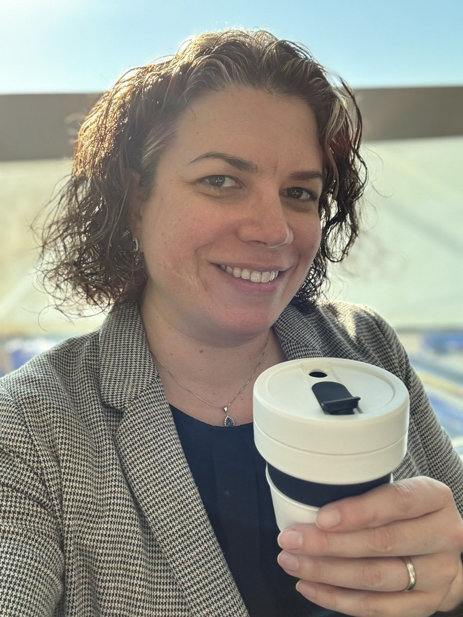 Krystina Rivers ππ³οΈβππ (@kriverswrites) on Twitter photo Midway airport is more fun when Iβm having an #airportwineselfie with <a href="/KrisBryant2014/">ππ£ππ€ πΉπ£πͺπππ₯ π β€οΈ Sapphic Romance Writer</a> but, alas, vacation time is over and itβs back to the grindβ¦
#airportteaselfie
#herewegoagain Midway airport is more fun when Iβm having an #airportwineselfie with <a href="/KrisBryant2014/">ππ£ππ€ πΉπ£πͺπππ₯ π β€οΈ Sapphic Romance Writer</a> but, alas, vacation time is over and itβs back to the grindβ¦
#airportteaselfie
#herewegoagain