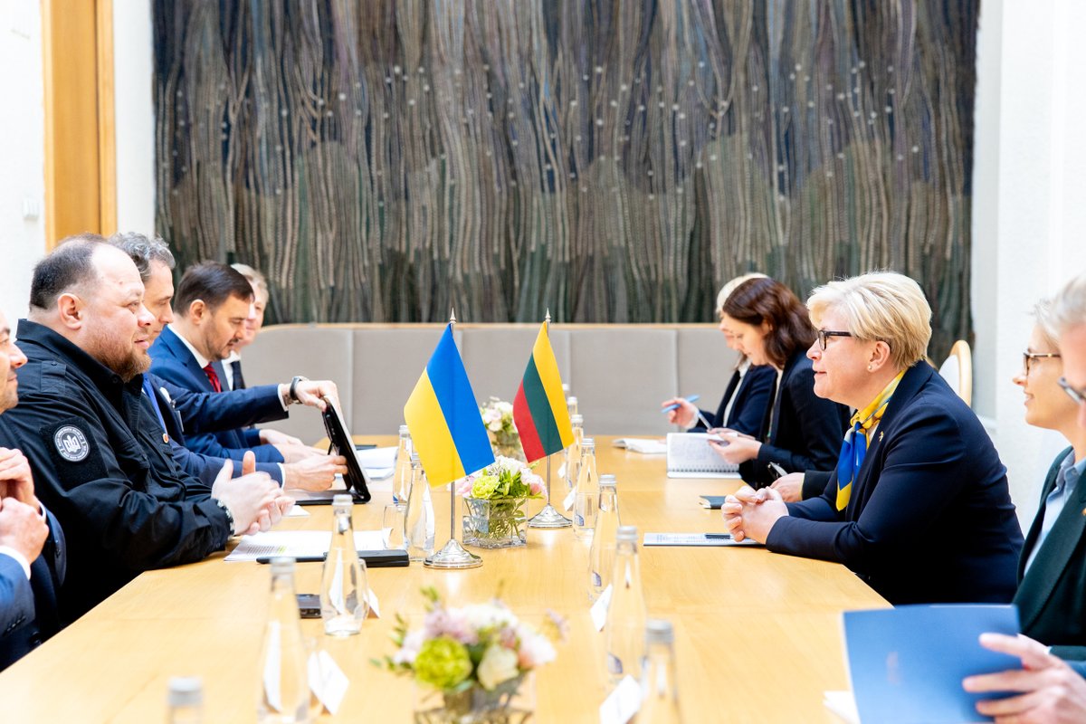 Ingrida Šimonytė (@ingridasimonyte) on Twitter photo As always great exchange with <a href="/r_stefanchuk/">Ruslan Stefanchuk</a>, focusing on support for Ukraine that would allow to win, not just survive.
Discussed President's <a href="/ZelenskyyUa/">Volodymyr Zelenskyy / Володимир Зеленський</a> Victory plan that 🇱🇹 fully supports. Because 🇺🇦 victory means victory & lasting peace for Europe and the whole rules-based As always great exchange with <a href="/r_stefanchuk/">Ruslan Stefanchuk</a>, focusing on support for Ukraine that would allow to win, not just survive.
Discussed President's <a href="/ZelenskyyUa/">Volodymyr Zelenskyy / Володимир Зеленський</a> Victory plan that 🇱🇹 fully supports. Because 🇺🇦 victory means victory & lasting peace for Europe and the whole rules-based