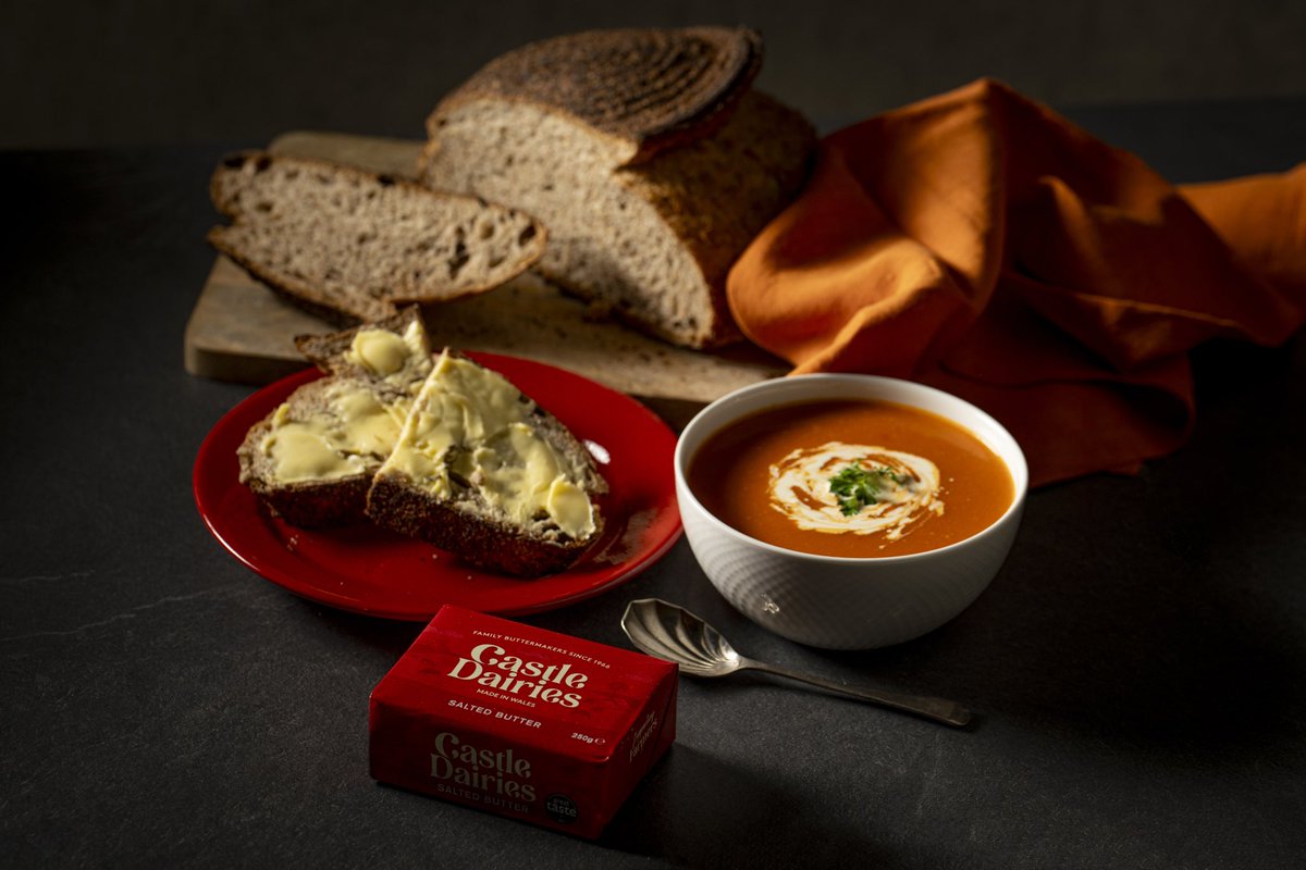 Castle Dairies (@castledairies) on Twitter photo 🍂 It’s officially Soup Season & what better way to enjoy it than with a warm bowl of soup & some freshly buttered sourdough?
Our rich & creamy Castle Dairies Salted Butter is now available nationwide in <a href="/sainsburys/">Sainsbury's</a> & is the perfect addition to your cosy meals this autumn. 🍂 It’s officially Soup Season & what better way to enjoy it than with a warm bowl of soup & some freshly buttered sourdough?
Our rich & creamy Castle Dairies Salted Butter is now available nationwide in <a href="/sainsburys/">Sainsbury's</a> & is the perfect addition to your cosy meals this autumn.