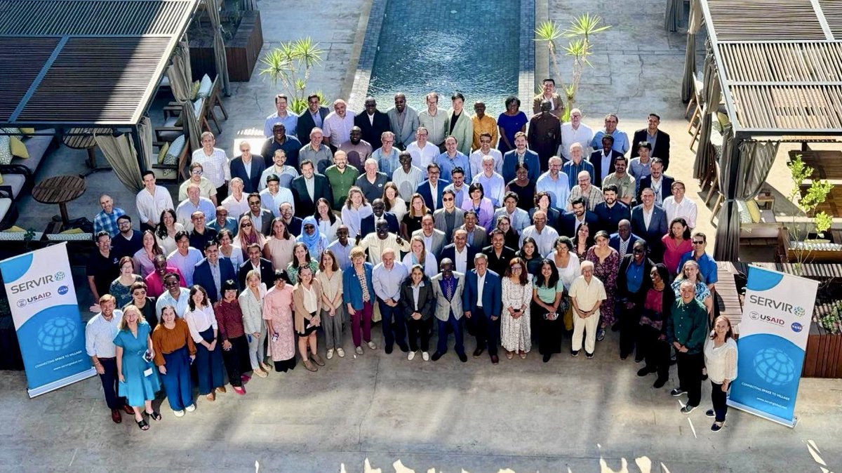 Franz J Meyer (@sarevangelist) on Twitter photo 🥳This is Us🥳
This is the global 🌍 <a href="/SERVIRGlobal/">SERVIR Global</a> family currently meeting in Morocco 🇲🇦 to form collaborations and develop new ideas to bring remote sensing 🛰️ all the way to positive impacts on communities. And yes #SAR is a topic here too 🥳!
#Space2Village #GoldenAgeOfSAR 🥳This is Us🥳
This is the global 🌍 <a href="/SERVIRGlobal/">SERVIR Global</a> family currently meeting in Morocco 🇲🇦 to form collaborations and develop new ideas to bring remote sensing 🛰️ all the way to positive impacts on communities. And yes #SAR is a topic here too 🥳!
#Space2Village #GoldenAgeOfSAR