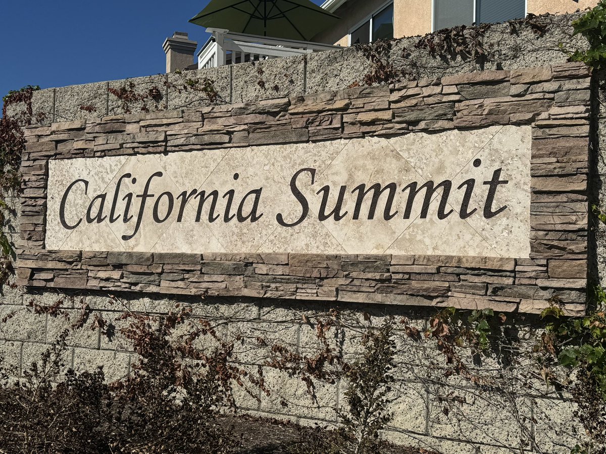 rosschun's tweet photo. I was happy to talk with residents from the California Summit community about the issues that matter most to them. https://t.co/oMABH4Nd2j