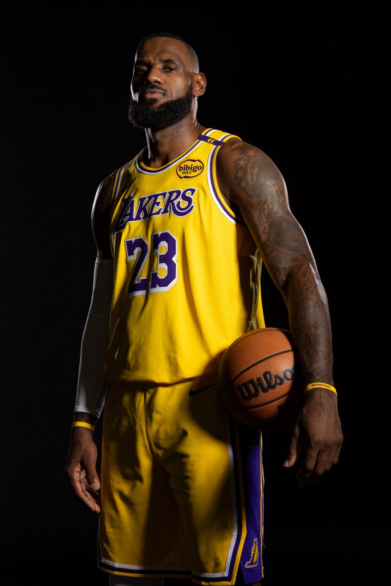 Hoy comienza su temporada número 2️⃣2️⃣

The King 👑