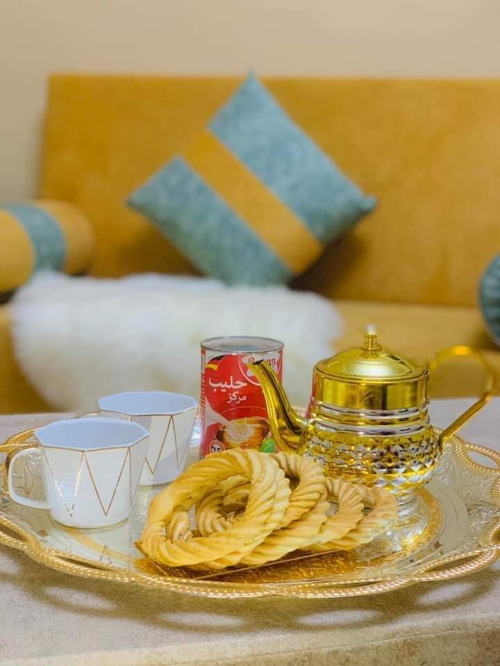 #يارب....
في صباح هذا اليوم إجعل لنا نصيباً
من الرحَمة والمَغفرة والفرج والسعادة والرزق والهداية.
#صباح_الخير_والسعاده_للجميع